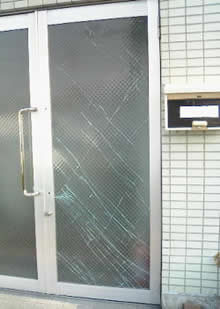 �x�j�j�`�o�t���~���O�T�b�V�̔[�i